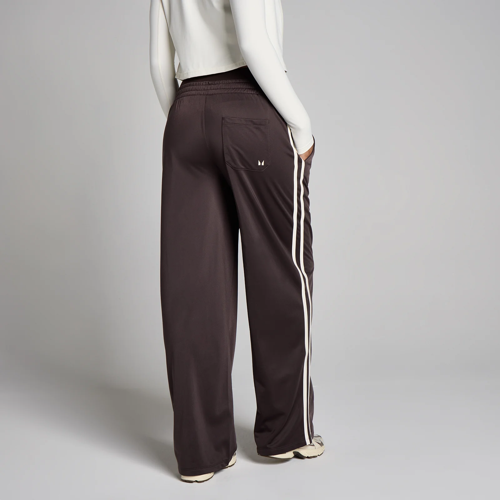 MP Women's Tricot Track Straight Leg Joggers - Cocoa/Vanilla - XS Image 1